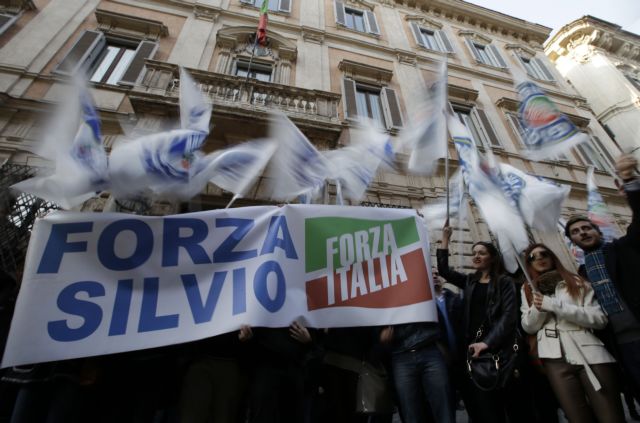 Ελεύθερος ο Μπερλουσκόνι, αλλά χωρίς «διαβατήριο» επανεκλογής